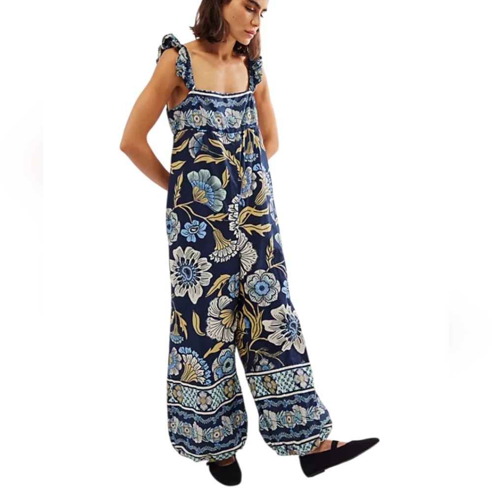 Free People Bali Albright Jumpsuit - XS.      M84
